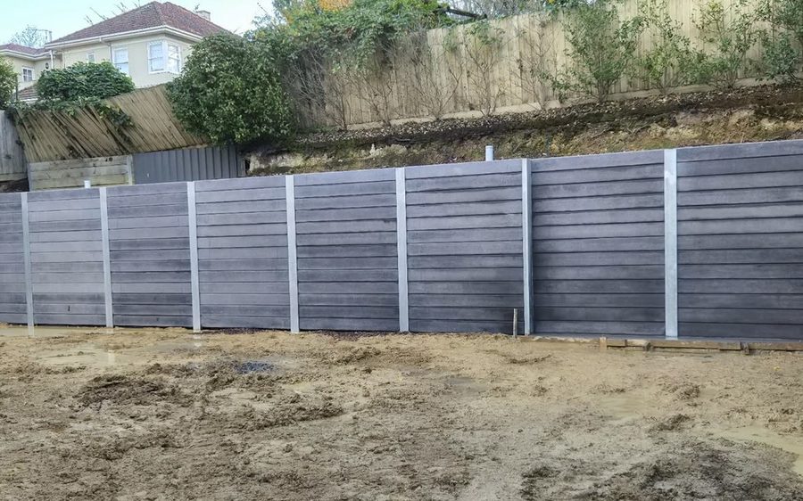 Finished walls and the usable rear area the cut produced